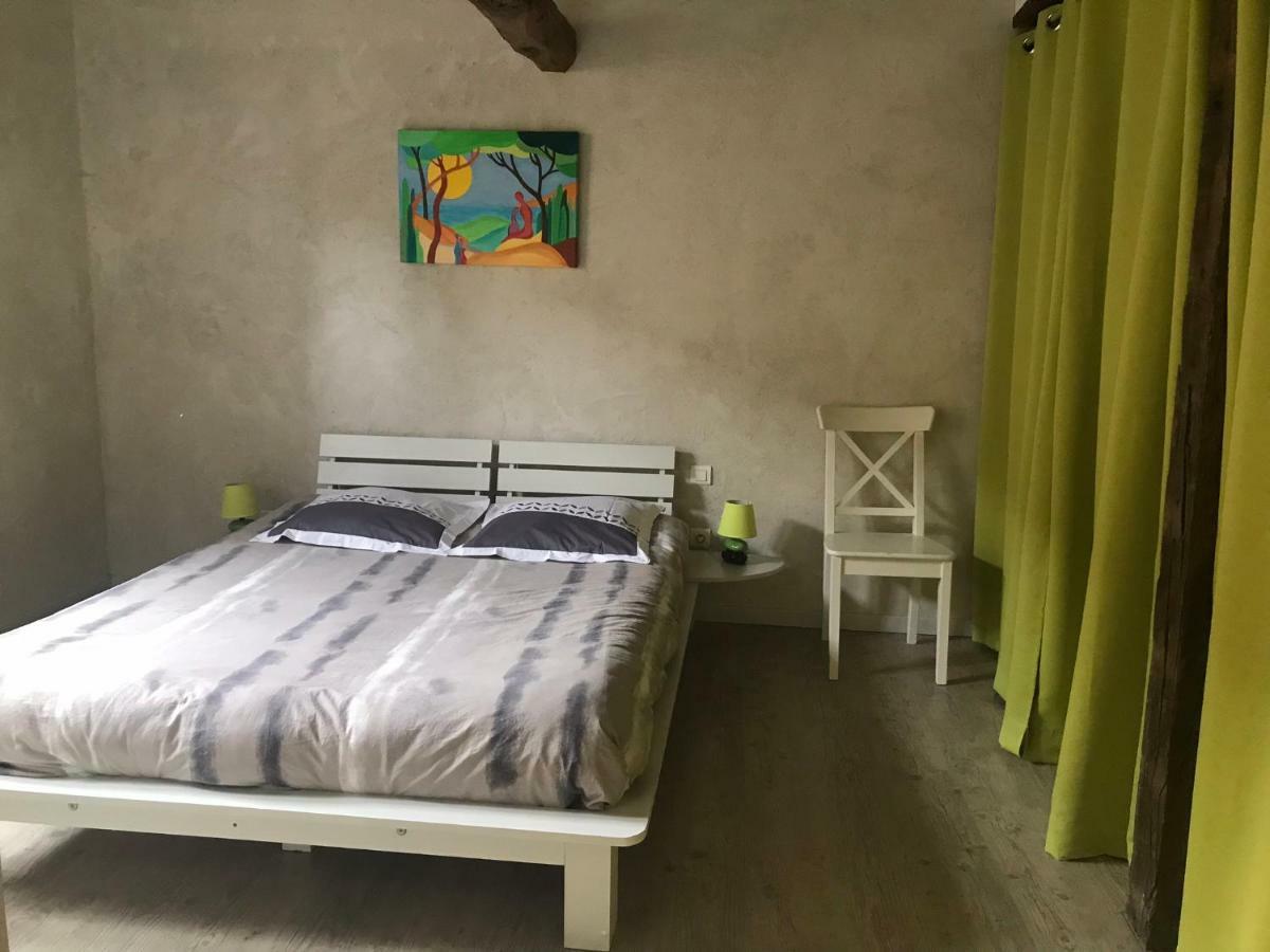 La Maison De Chloe Senouillac Екстериор снимка